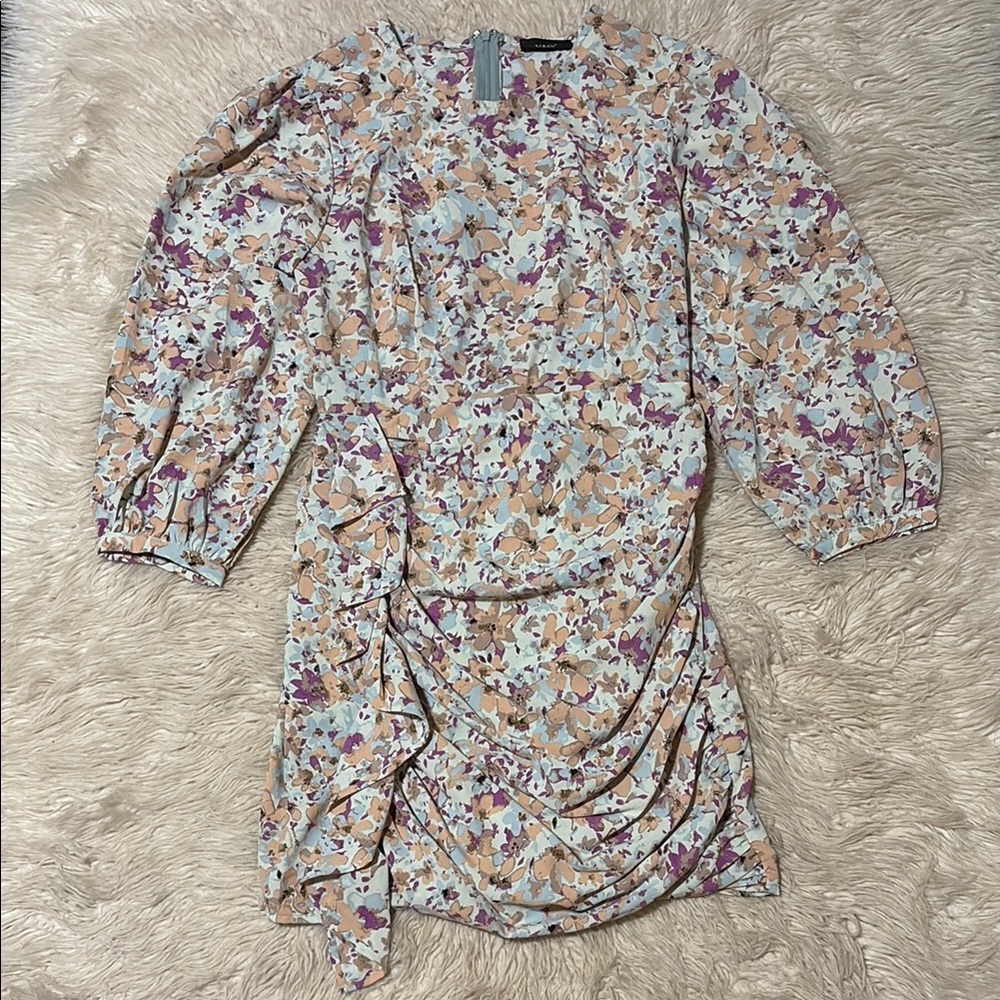 Fun floral dress 👗 🌼
